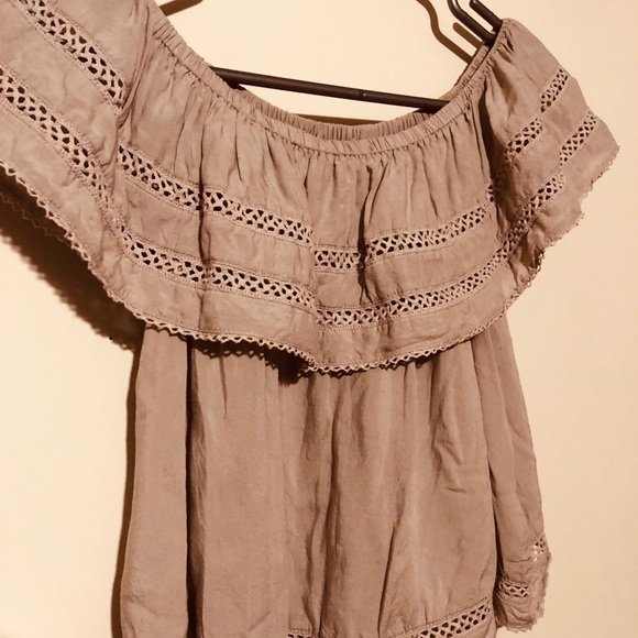 Wilfred off the shoulder summer top - Picture 1 of 3